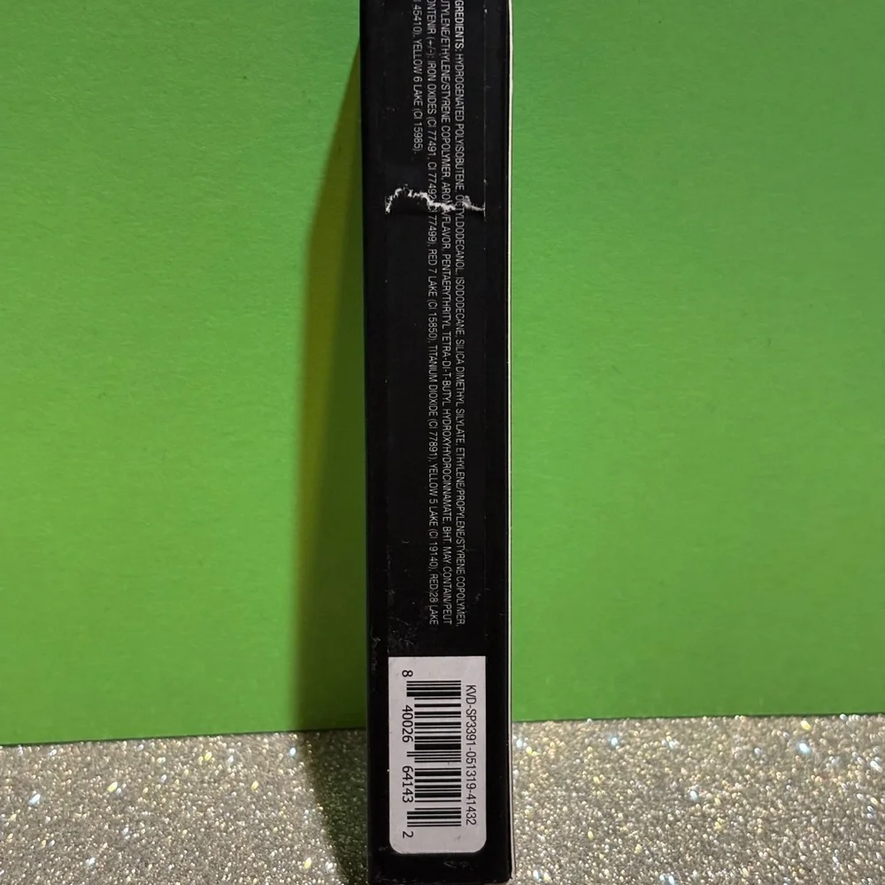 BNIB! Kat Von D Vinyl Liquid Lip Cream in DAHLIA
